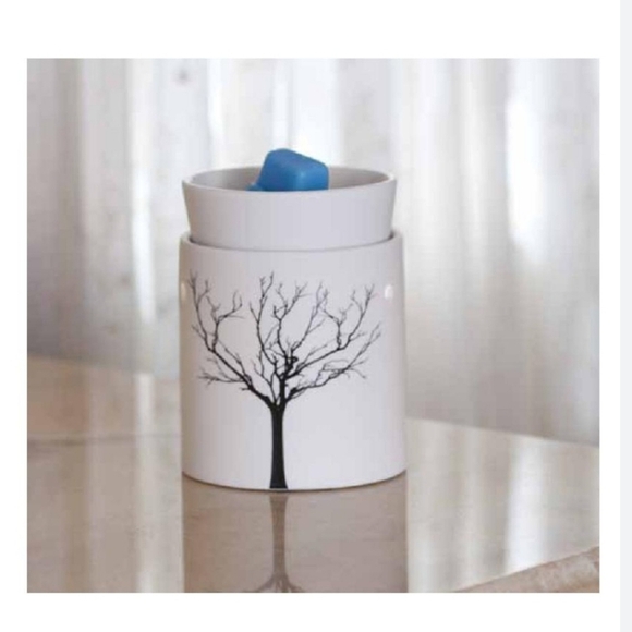 💜-SCENTSY| TILIA WARMER - Picture 1 of 3